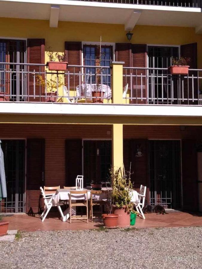Beb Infamiglia Bed & Breakfast Cascinette Eksteriør bilde