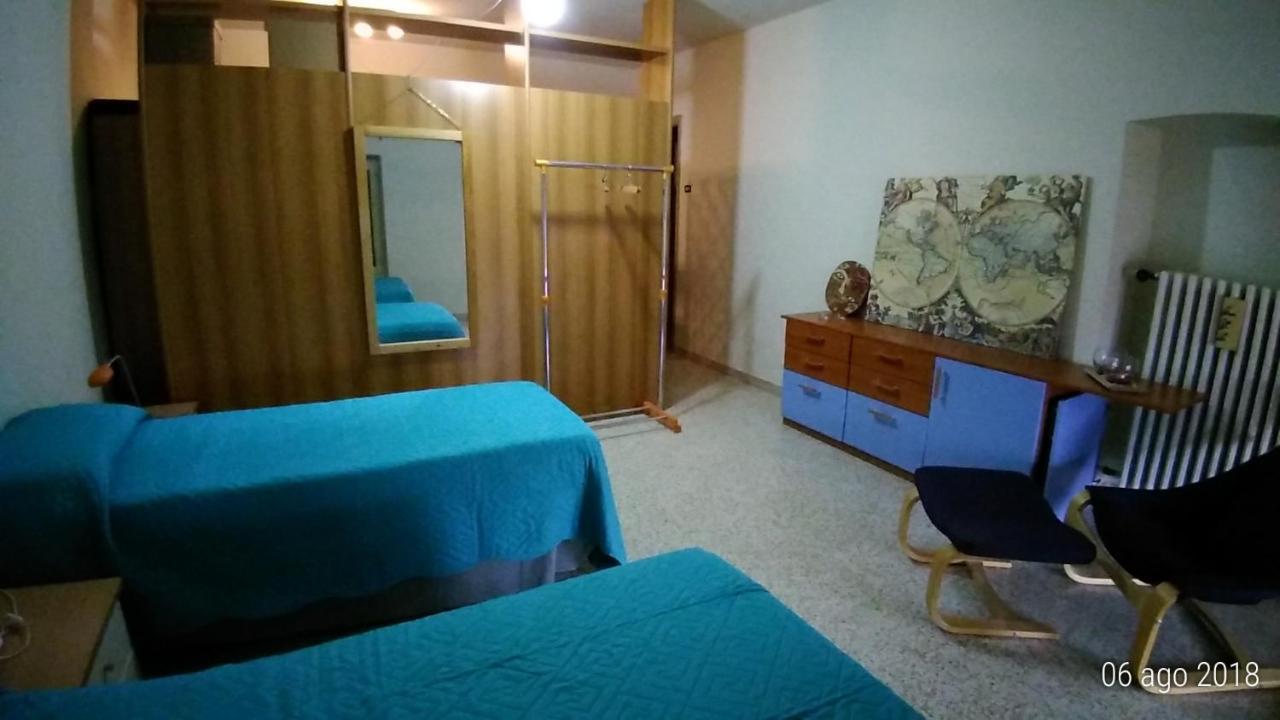 Beb Infamiglia Bed & Breakfast Cascinette Eksteriør bilde